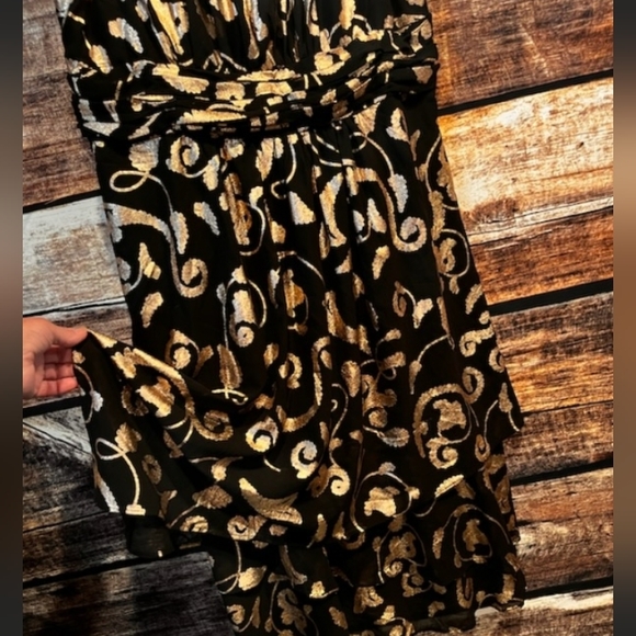 Beautiful party dress NWT - Picture 8 of 10